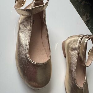 GAP Gold Dress Shoes Elegant Metallic Ballet Flats